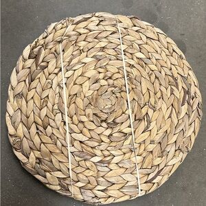 Woven wicker rattan Round Placemats (4)
